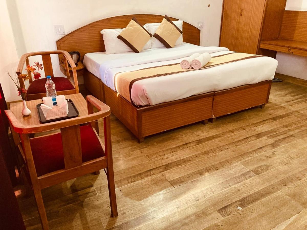 "Tara Homes" With Open Rooftop Terrace Shimla Luaran gambar