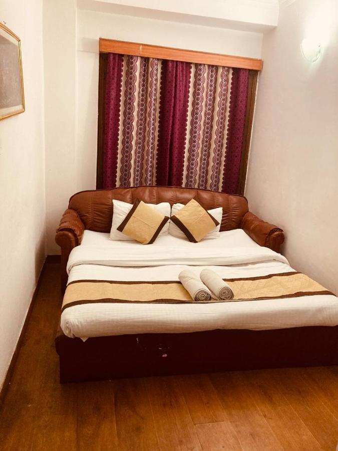 "Tara Homes" With Open Rooftop Terrace Shimla Luaran gambar