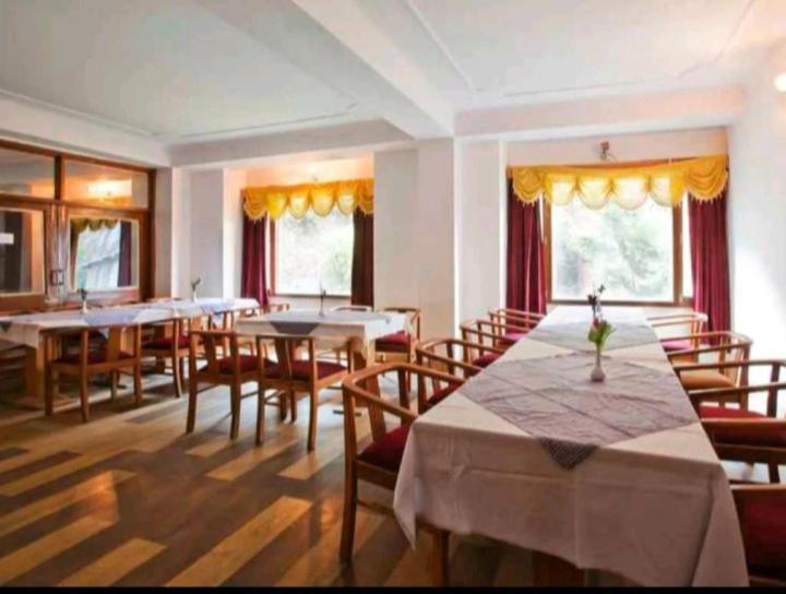 "Tara Homes" With Open Rooftop Terrace Shimla Luaran gambar